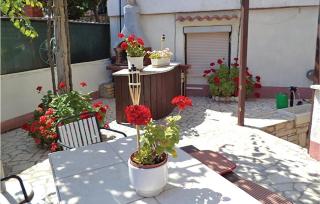 2 Bedroom Cozy Apartment In Pula - Pula - 3