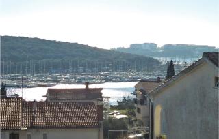2 Bedroom Cozy Apartment In Pula - Pula - 0