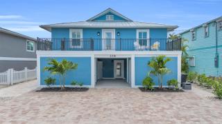 Canal-Front 2BR: Pool, Spa & Boat Dock Near Beach - Fort Myers Beach - 2