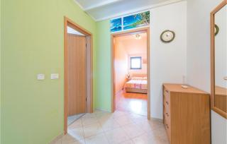 Three-Bedroom Apartment In Bonaci - 1
