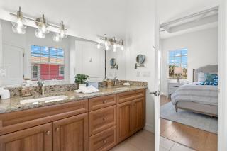Inn-2-Blue: Poolside Fun & Beach Walks Await! - Fort Myers Beach - 5