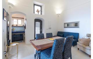 Beautiful Apartment In Raito With Wifi - Albori - 7