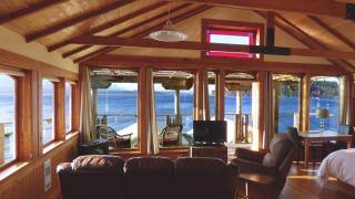 Seine Boat Inn - Alert Bay - 6