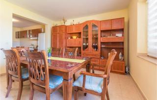 Awesome Home In Benkovac With Wifi - 8