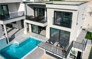 Amazing Home In Makarska With Jacuzzi - Makarska - 3