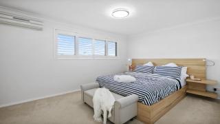 Island Poolside Getaway - Waterfront On St Huberts - Daleys Point - 5