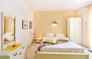 Awesome Studio In Krilo Jesenice - 9