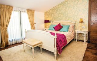 6 Bedroom Beautiful Home In Elviria - Marbella - 5