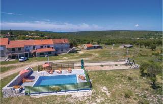 Six-Bedroom Holiday Home In Donje Rastane - Sveti Petar - 1
