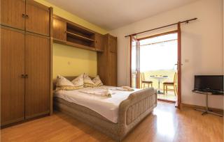 Two-Bedroom Apartment Makarska With Sea View 02 - Makarska - 1