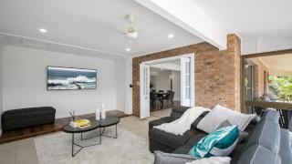 Island Poolside Getaway - Waterfront On St Huberts - Daleys Point - 6