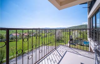 Beautiful Apartment In Rakovica - Rakovica - 3