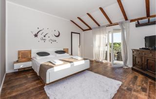 Four-Bedroom Holiday Home In Skradin-Dubavice - Čulišić - 6