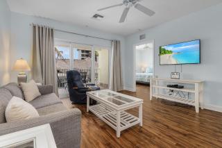 Harbour House: 2BR Condo Near Times Square & Beach - Fort Myers Beach - 7