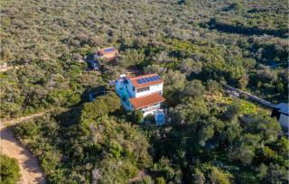Awesome Home In Nevidane With Wifi - Neviđane - 2