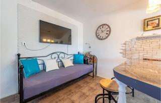 Awesome Home In Nevidane With Wifi - Neviđane - 8