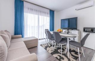 Amazing Apartment In Biograd Na Moru - Biograd na Moru - 7