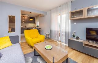 2 Bedroom Awesome Apartment In Labin - Labin - 6