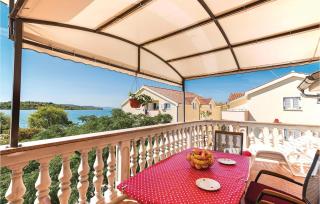 Two-Bedroom Apartment In Srima - Srima - 0