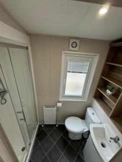 Golden Palm Resort - The Royale - Coastal Caravan Breaks - Chapel Saint Leonards - 2