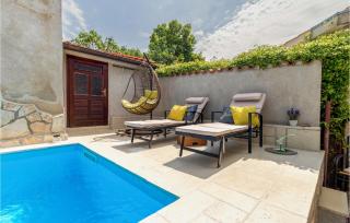 Lovely Home In Glavani - Glavani - 4