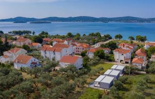 Gorgeous Home In Sveti Filip I Jakov - 0