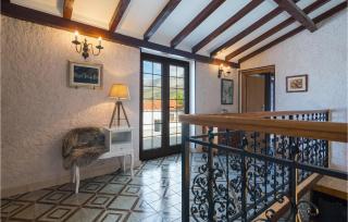 Amazing Home In Gornje Sitno - 5