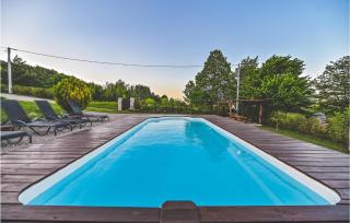 2 Bedroom Nice Home In Salopek Selo - 1