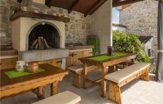 4 Bedroom Cozy Home In Dracevac - Dračevac - 4