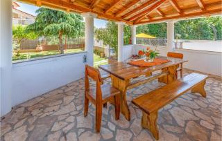 Gorgeous Apartment In Pula With Kitchen - Pula - 7