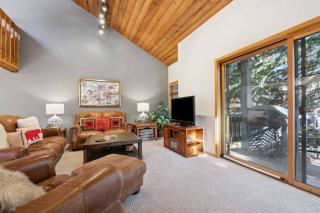 Ridgepoint Townhome 149 by East West Hospitality - 9