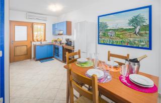 Stunning Apartment In Vabriga With Wifi - Vabriga - 6