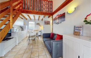 Beautiful Home In Ronce-Les-Bains - 9