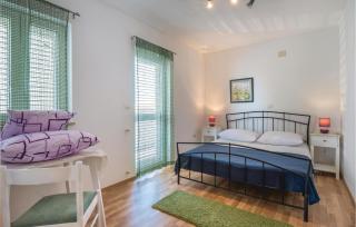 Amazing Apartment In Pula With Wifi - Pula - 6