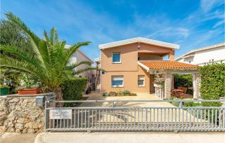Stunning Apartment In Vir With Wifi - Vir - 0