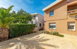 Stunning Apartment In Vir With Wifi - Vir - 1