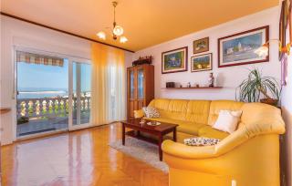 Cozy Apartment In Crikvenica - 9
