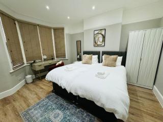London 2 bedroom garden flat! 1 min from station! - London - 8