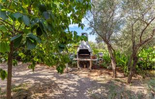 2 Bedroom Beautiful Apartment In Punat - Punat - 8