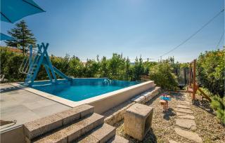 Awesome Home In Kornic With Kitchen - Kornić - 1