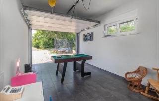 Awesome Home In Drivenik With Jacuzzi - 2