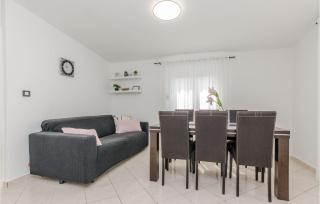5 Bedroom Awesome Home In Privlaka - Privlaka - 7