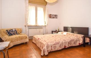 Nice Apartment In Chatillon With Wifi - 1