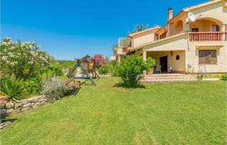 Awesome Home In Ljubac With Jacuzzi - Ljubač - 5