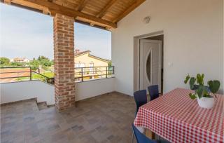 Gorgeous Home In Pula With Wifi - 2