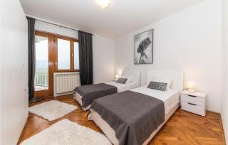 Awesome Home In Grubine - Grubine - 4