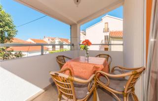 2 Bedroom Amazing Apartment In Turanj - Turanj - 0