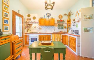 Beautiful Home In Partinico Pa - 4
