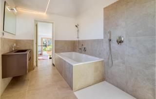 Awesome Home In Recco With Wifi - Recco - 1