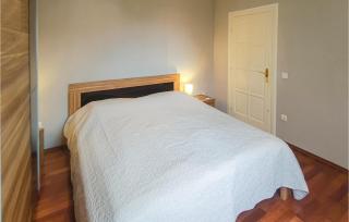 1 Bedroom Beautiful Apartment In Rovinj - Rovinj - 8